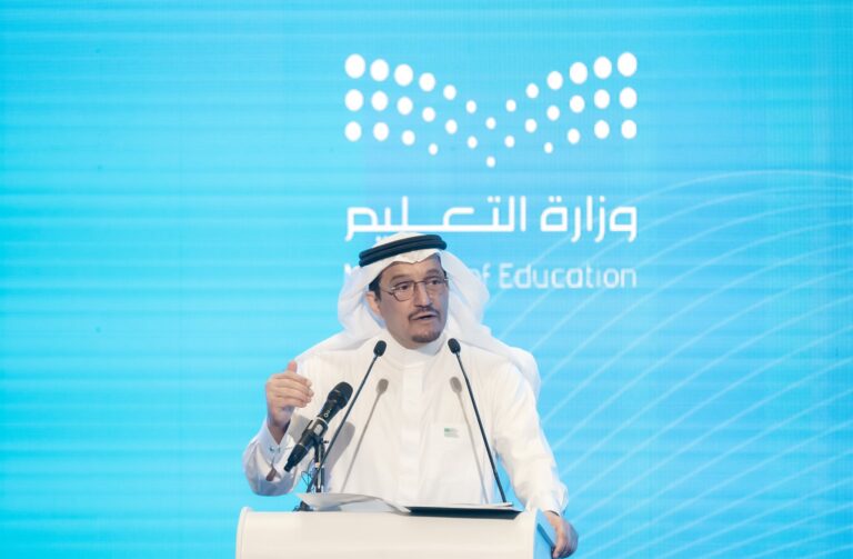 كافة المعلومات عن نظام الفصول الثلاثة