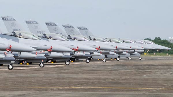 تايوان تنشر طائرات “إف 16 في” المتطورة وسط تهديد صيني