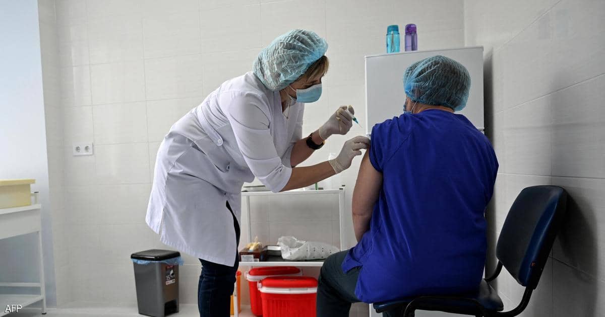 12 دولة تستأنف التطعيم بلقاح أسترازينيكا