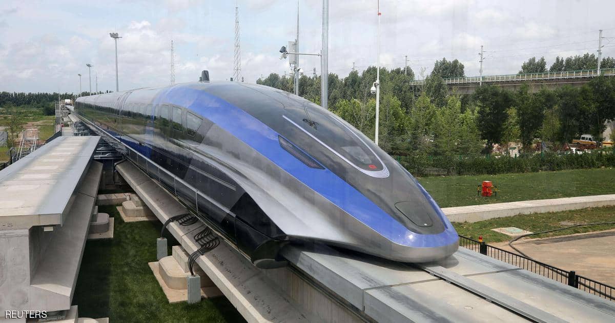 صور من الداخل.. الصين تصنع أسرع قطار مغناطيسي في العالم