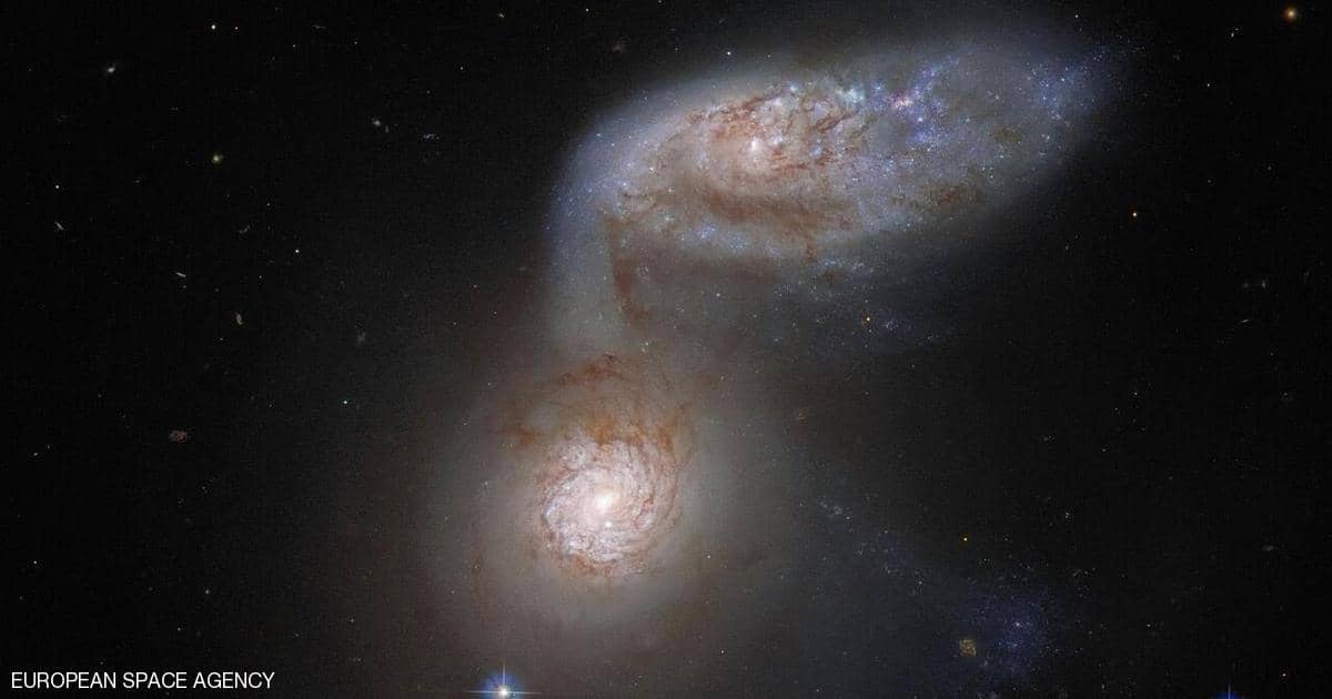 صورة لاندماج مجرتين..ظاهرة لا تتكرر إلا مرة في ملايين السنين