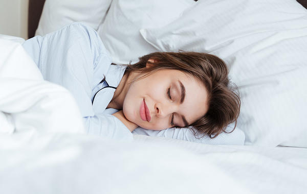 هل ارتفاع ضغط الدم يسبب توقف التنفس أثناء النوم؟