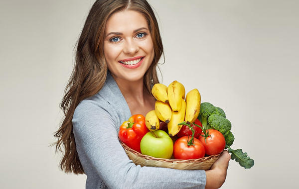 5 عناصر غذائية يوصي بها خبراء التغذية لجسم رشيق 