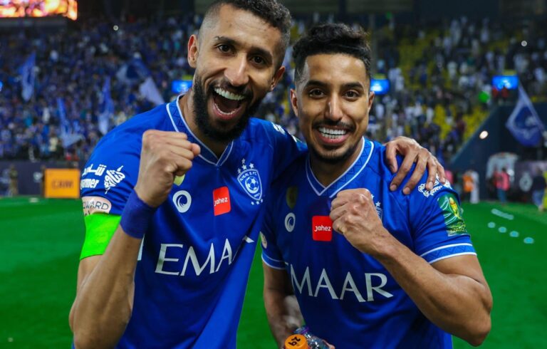 رابط حجز تذاكر مباراة الهلال وضمك الجولة 11 والقنوات الناقلة مجانا