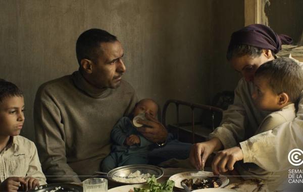 مهرجان الجونة يمنح مخرج فيلم "ريش" جائزة أفضل موهبة عربية في الشرق الأوسط