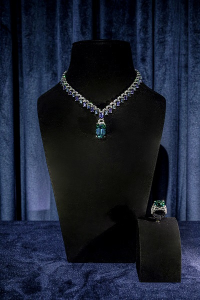 من مجموعة المجوهرات الراقية لدار لويس فويتون Louis Vuitton