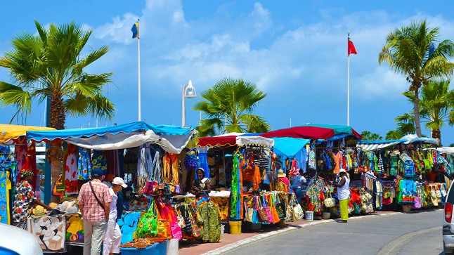 مراكز التسوق السياحية في جزر غرينادين