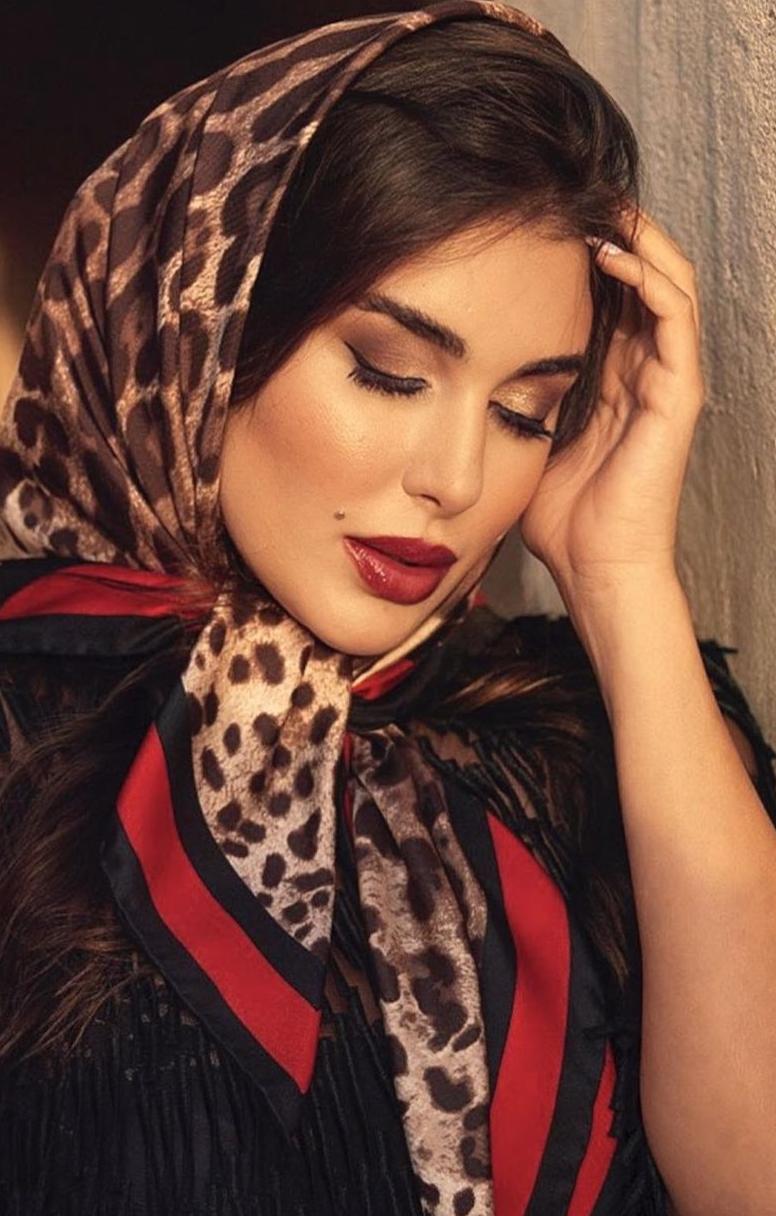 ياسمين صبري باحمر الشفاة الاحمر -الصورة من حسابها على الانستغرام
