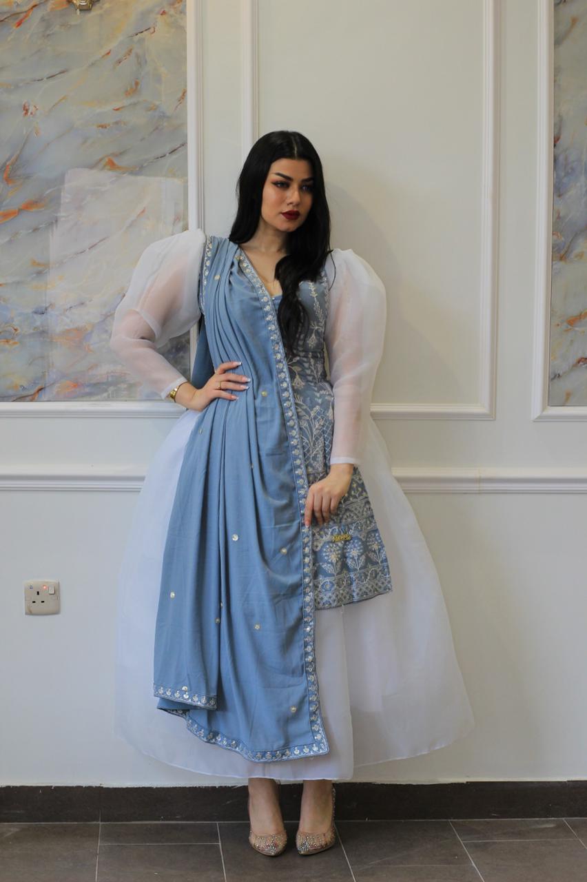 4 فستان بلمسة هندية من مجموعة المصممة عبير العيد الجديدة