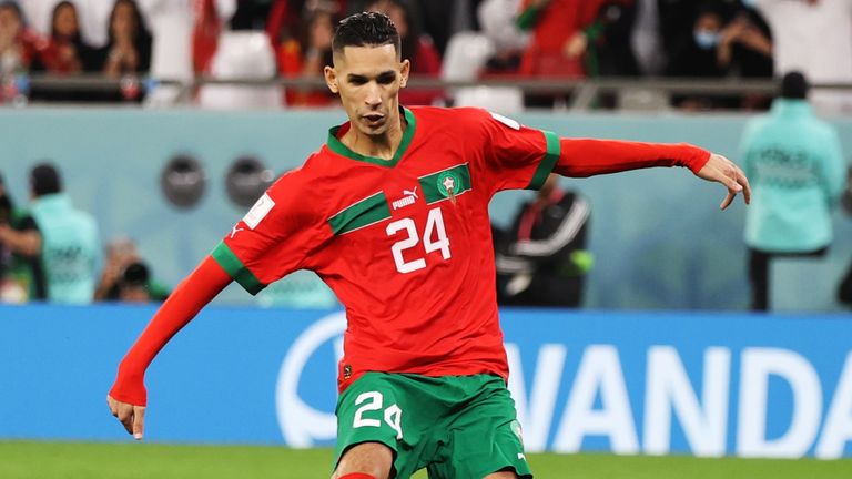 الهدايا التي حصل عليها الفرق التي يلعب لها لاعبوا المنتخب المغربي