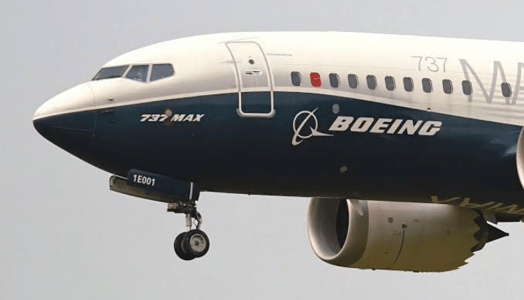 طائرة بوينج max 737