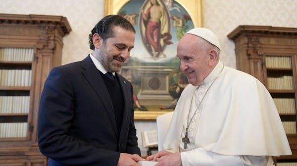 البابا يلتقي الحريري.. ويعلن رغبته بزيارة لبنان