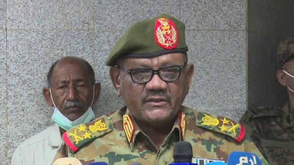 رئيس أركان الجيش السوداني يتفقد قوات بلاده على الحدود مع إثيوبيا