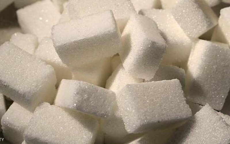 الأضرار الصحية الناتجة عن الإفراط في تناول السكر