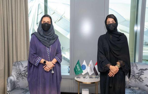 الأميرة هيفاء بنت محمد آل سعود تلتقي ريم الهاشمي في إكسبو دبي