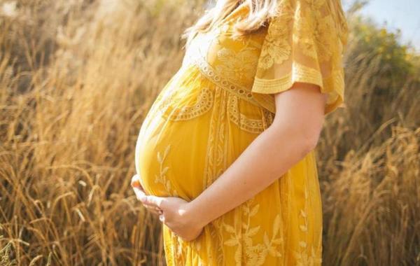 أعراض الحمل في الشهر الثامن بولد