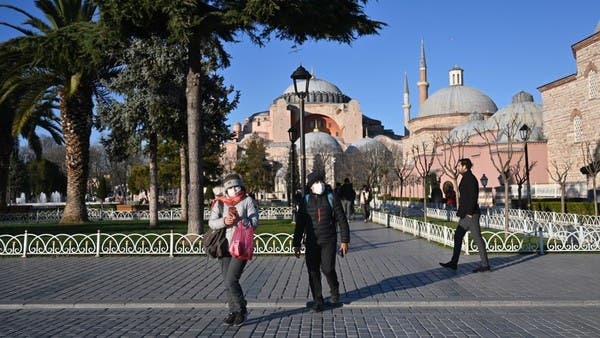 تركيا تعزز القيود المفروضة لمكافحة كورونا خلال رمضان