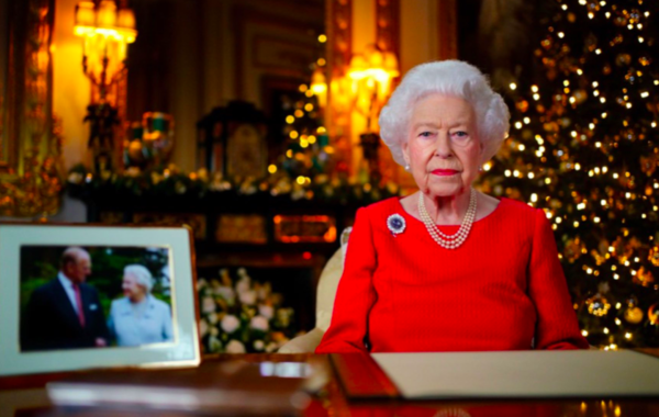 البث الكامل لخطاب الملكة إليزابيث لكريسماس 2021 وتحية خاصة للأمير فيليب