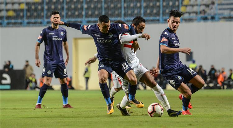 تردد القنوات الناقلة لمباراة الزمالك وبيراميدز في الدوري المصري 2022 مجانا