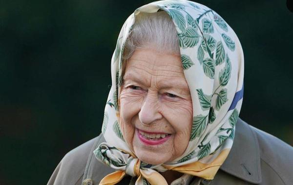 رئاسة وزراء بريطانيا تعتذر من الملكة.. حفلة عشية جنازة الأمير فيليب
