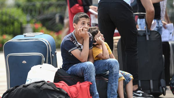 39 لبنانياً يستغلون توقف طائرتهم ببرشلونة لطلب اللجوء