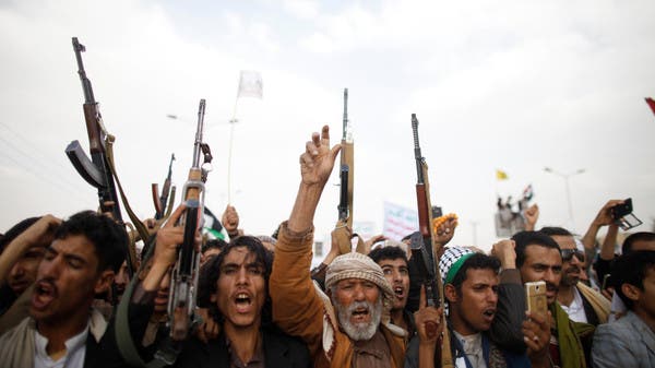 اليمن والحوثي: صنعاء.. حملة حوثية على عاملات المطاعم والعفو الدولية تعلق