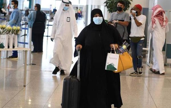 السعودية .. السماح بالسفر على الرحلات الداخلية للمحصنين واستثناء فئتين