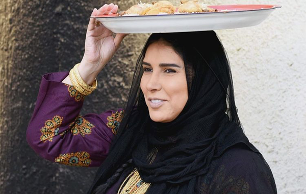زهرة عرفات تستعد لـ "عاشر صفحة" الرمضاني