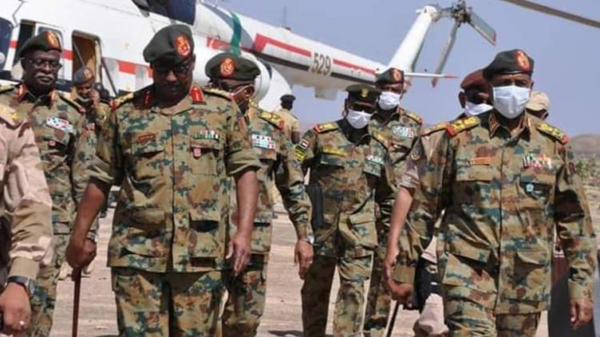 بعد مقتل جنود سودانيين على حدود إثيوبيا.. البرهان يصل إلى الفشقة
