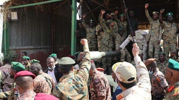 السودان: اعتقال 23 ضابطاً على خلفية الانقلاب الفاشل