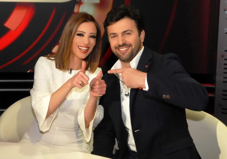 تيم حسن و وفاء كيلاني زوجين محبين
