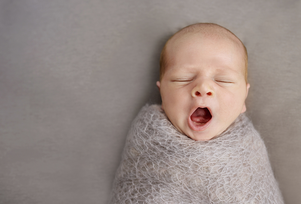أسباب عدم بكاء الطفل حديث الولادة