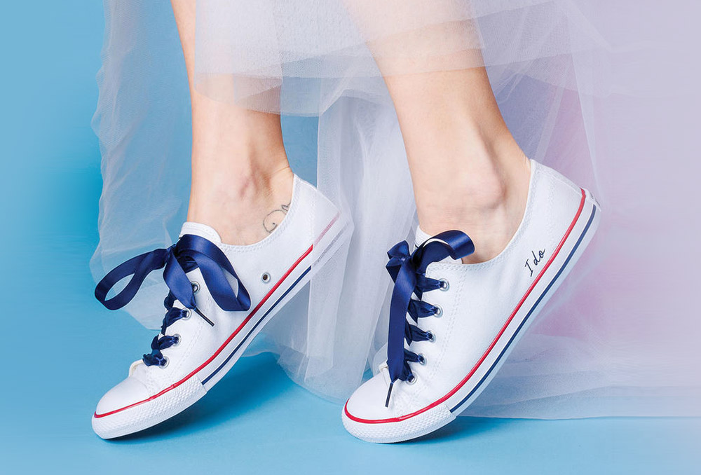 أحذية رياضية للعروس موضة 2021