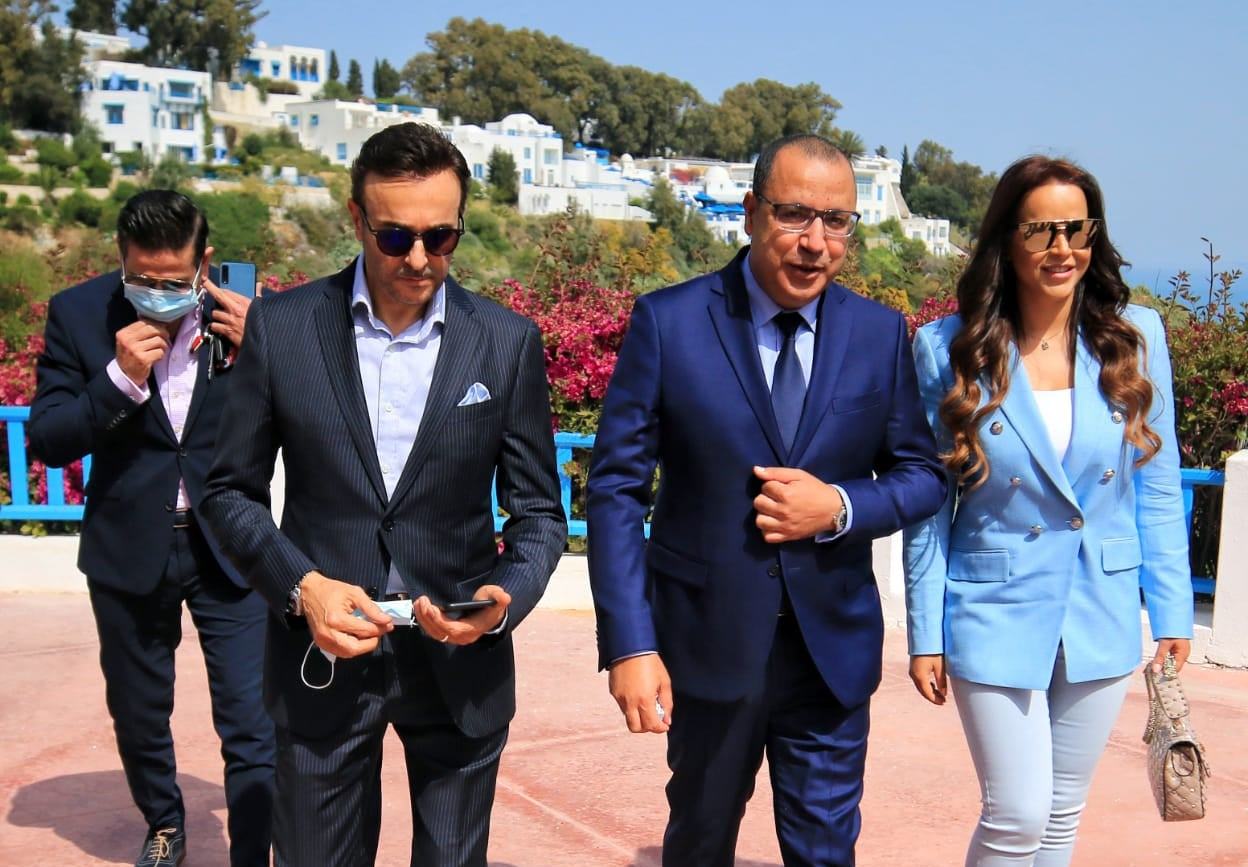 رئيس الحكومة التونسيّة يستقبل صابر الرباعي  وأعضاء نقابة الفنّانين