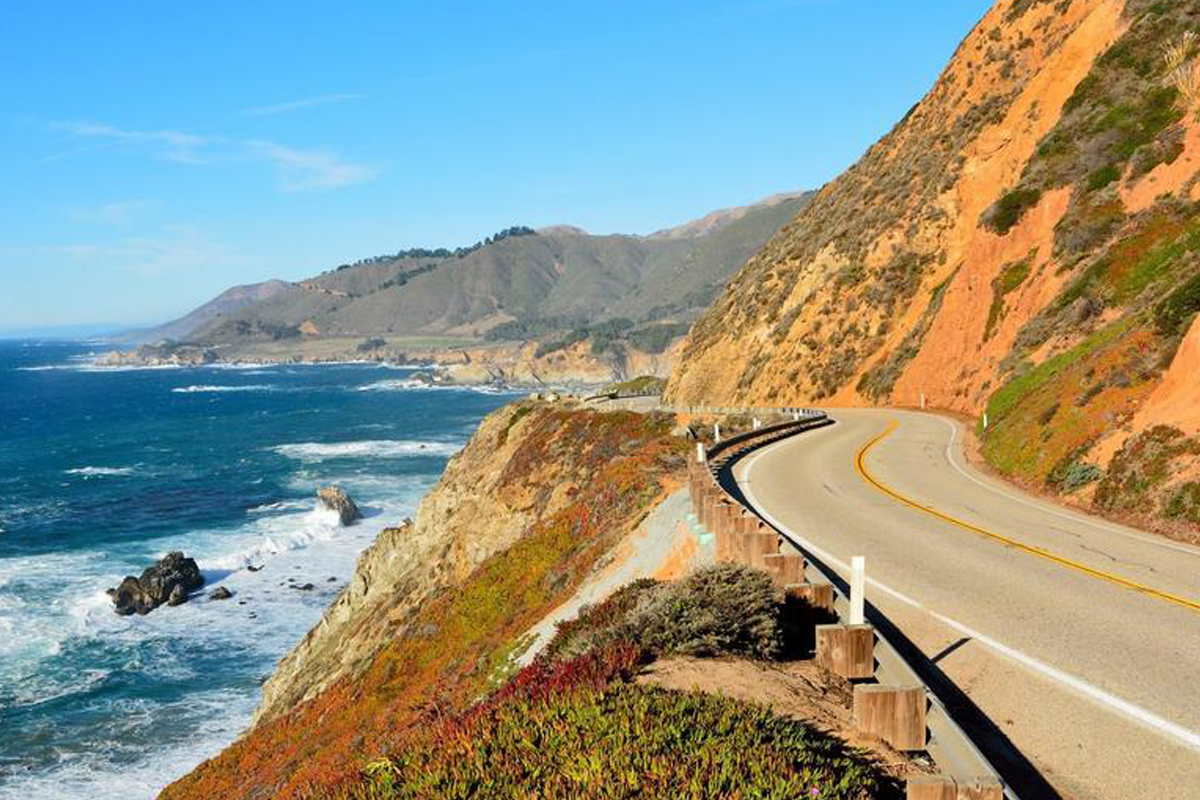 طريق ساحل المحيط الهادئ.. تعرف على أشهر رحلة برية في كاليفورنيا