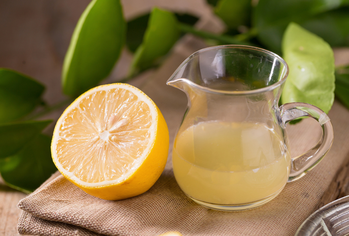 فوائد الماء والليمون على الريق.. أشهر الخلطات الصحية
