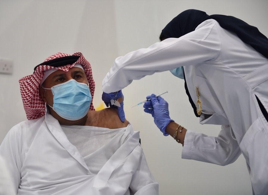 استشاري: تطعيم 70% من قاطني السعودية البالغين لا ينهي كورونا