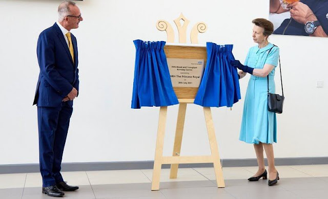 الأميرة آن تفتتح مستشفى جديداً للصحة العقلية في ميرسي سايد