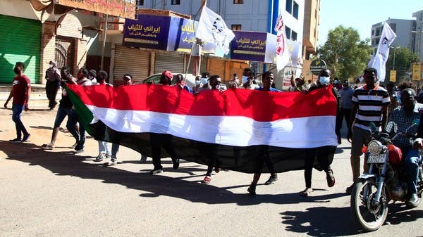 السودان.. الأمن يعتدي على مكتب العربية خلال تغطية تظاهرات اليوم