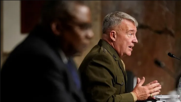 قادة البنتاغون يكذبون بايدن أمام الكونغرس حول الانسحاب من أفغانستان