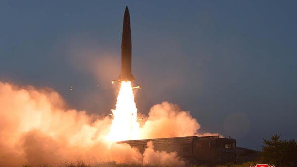 كوريا الشمالية تطلق “صاروخاً باليستياً” تجاه بحر اليابان