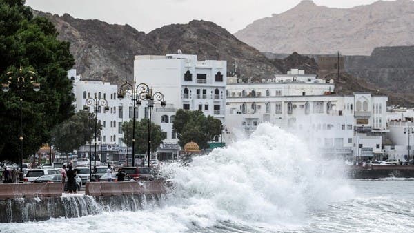 إعصار “شاهين”.. عُمان تصدر التحذير رقم 3
