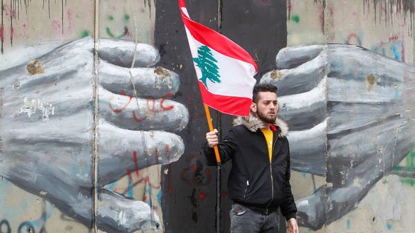 لأول مرة بتاريخ علاقتهما..أوروبا تجهز عقوبات على ساسة لبنانيين