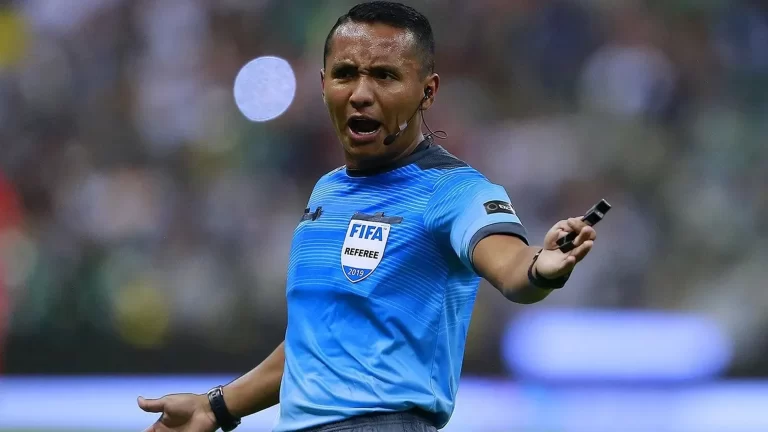 حكم مباراة انجلترا والسنغال في دور ثمن النهائي كاس العالم 2022