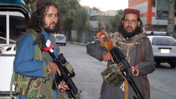 طالبان للحلاقين: حلق اللحى ممنوع وكذلك الموسيقى بالمحال