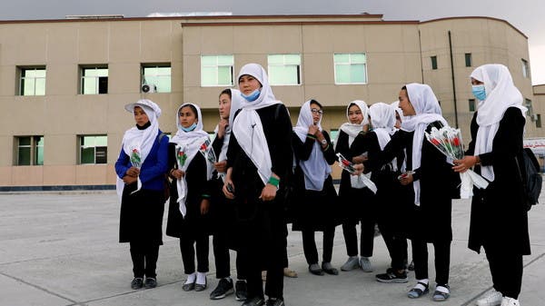 أحلام تبخرت..  فتيات أفغانستان ينتظرن العودة للدراسة