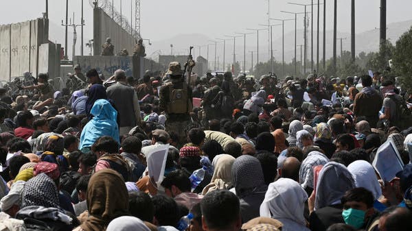 بريطانيا: مقتل 7 أشخاص في حشد قرب مطار كابل