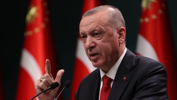 أردوغان في مأزق.. نقل المعركة من الاقتصاد لأقوى أحلامه