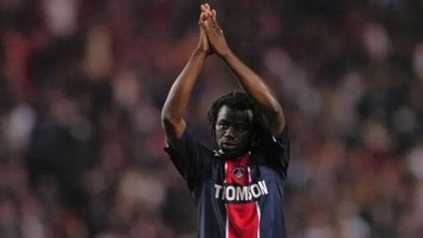 وفاة مبامي لاعب باريس سان جيرمان