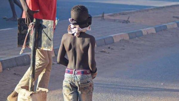 السودان.. لجنة الأطباء تدعو لإبعاد الأطفال عن التظاهرات